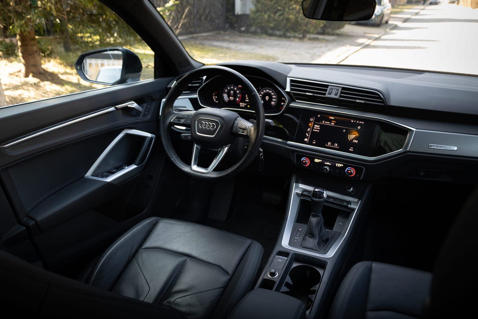 Audi Q3 фото 17