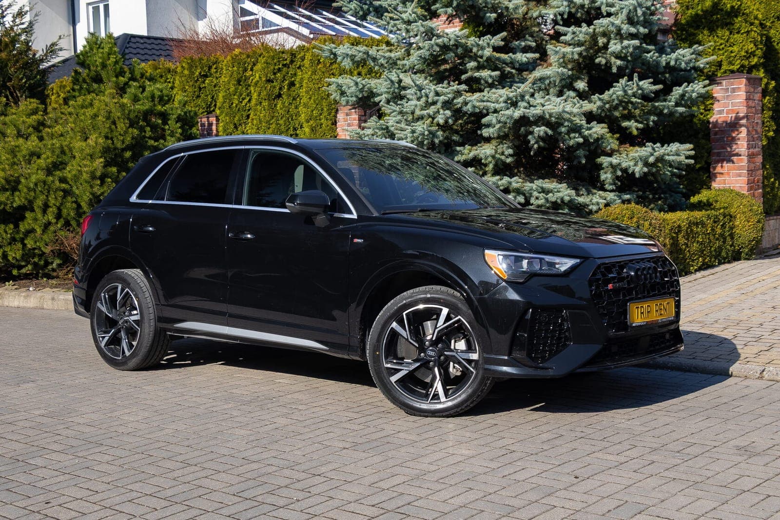 Audi Q3 фото 9