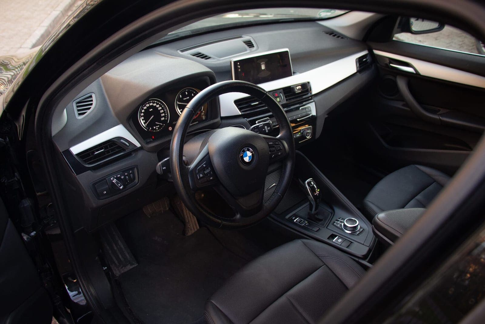 BMW X1 F48 Рестайлинг фото 8