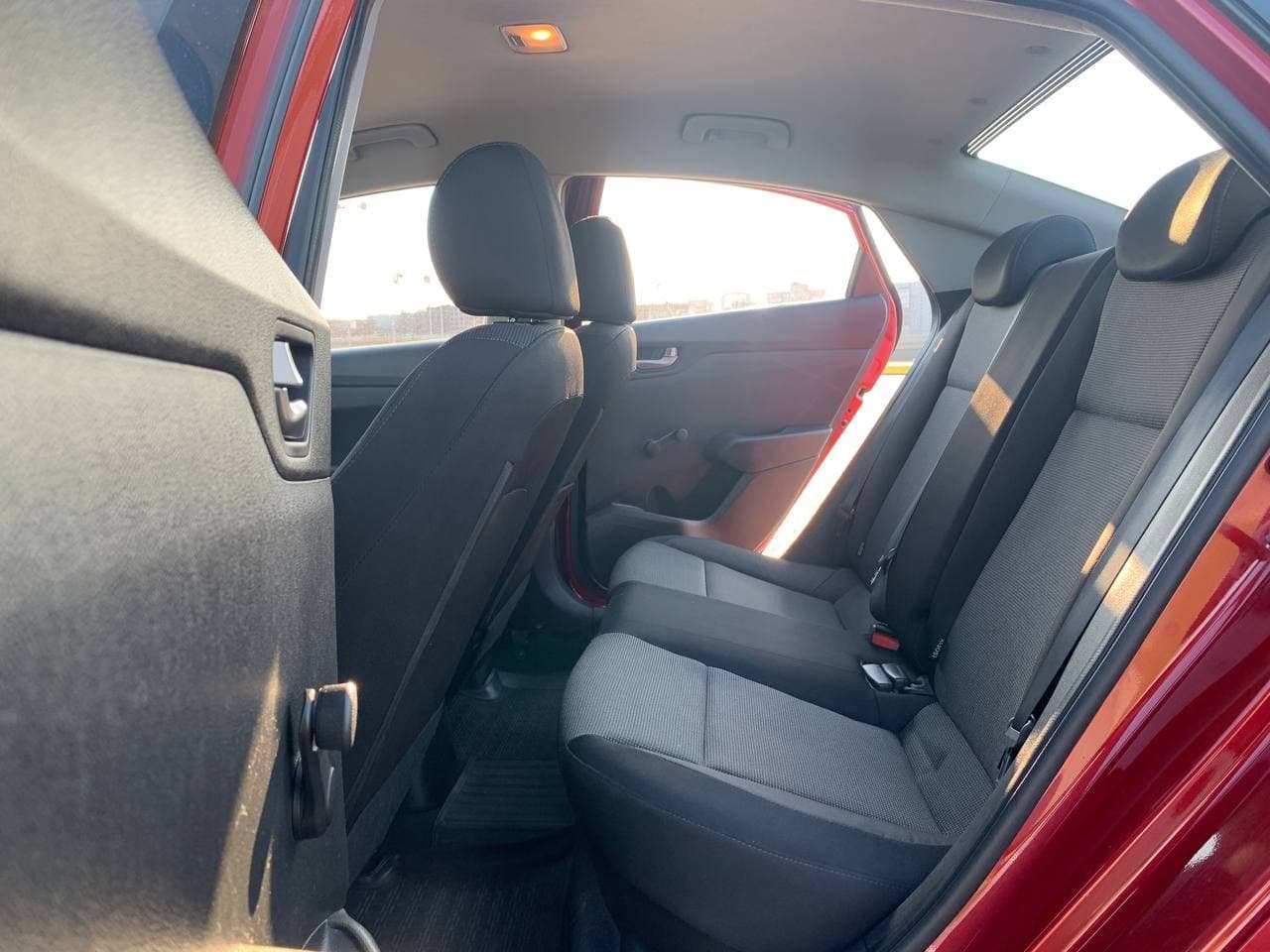 Hyundai Solaris фото 3