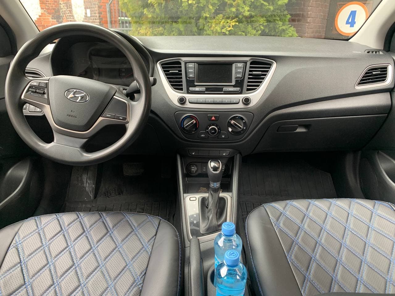 Hyundai Solaris фото 3