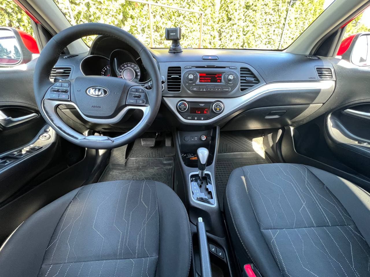 Kia Picanto фото 5