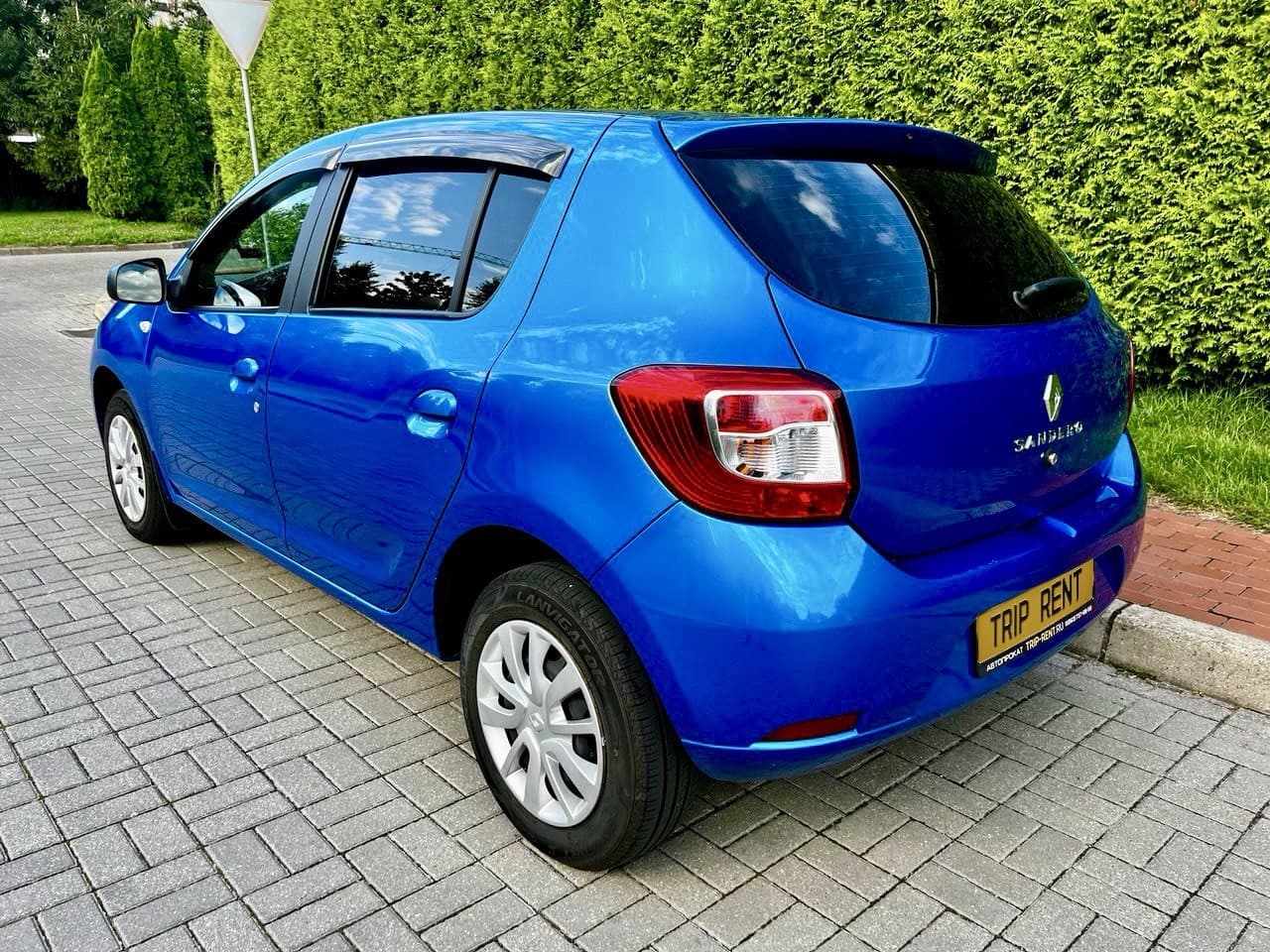 Renault Sandero фото 5