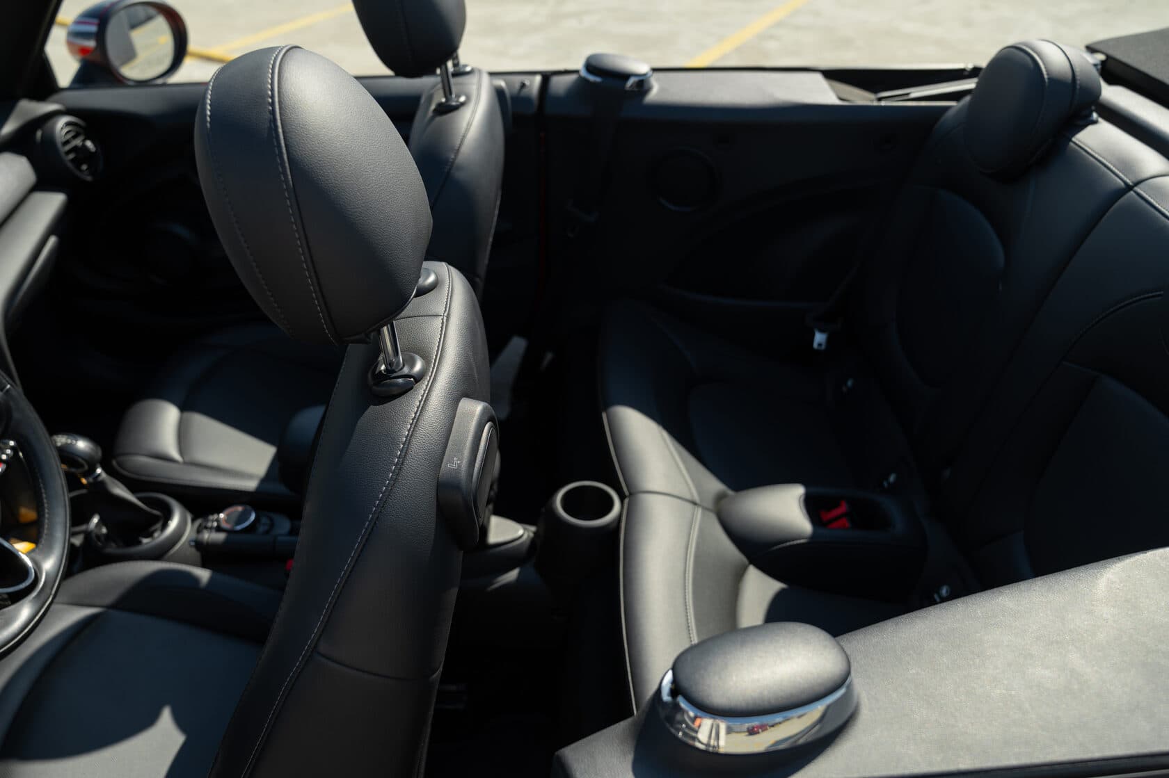MINI Cooper Cabrio фото 16
