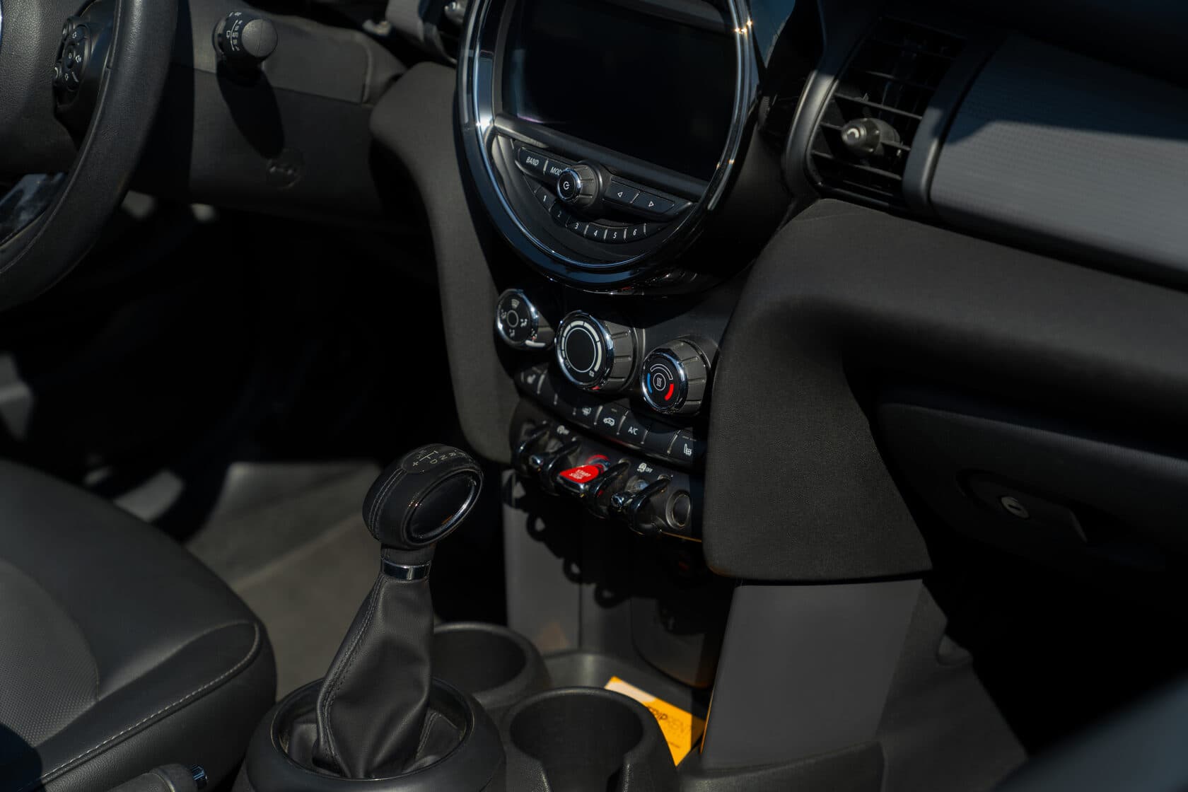 MINI Cooper Cabrio фото 20