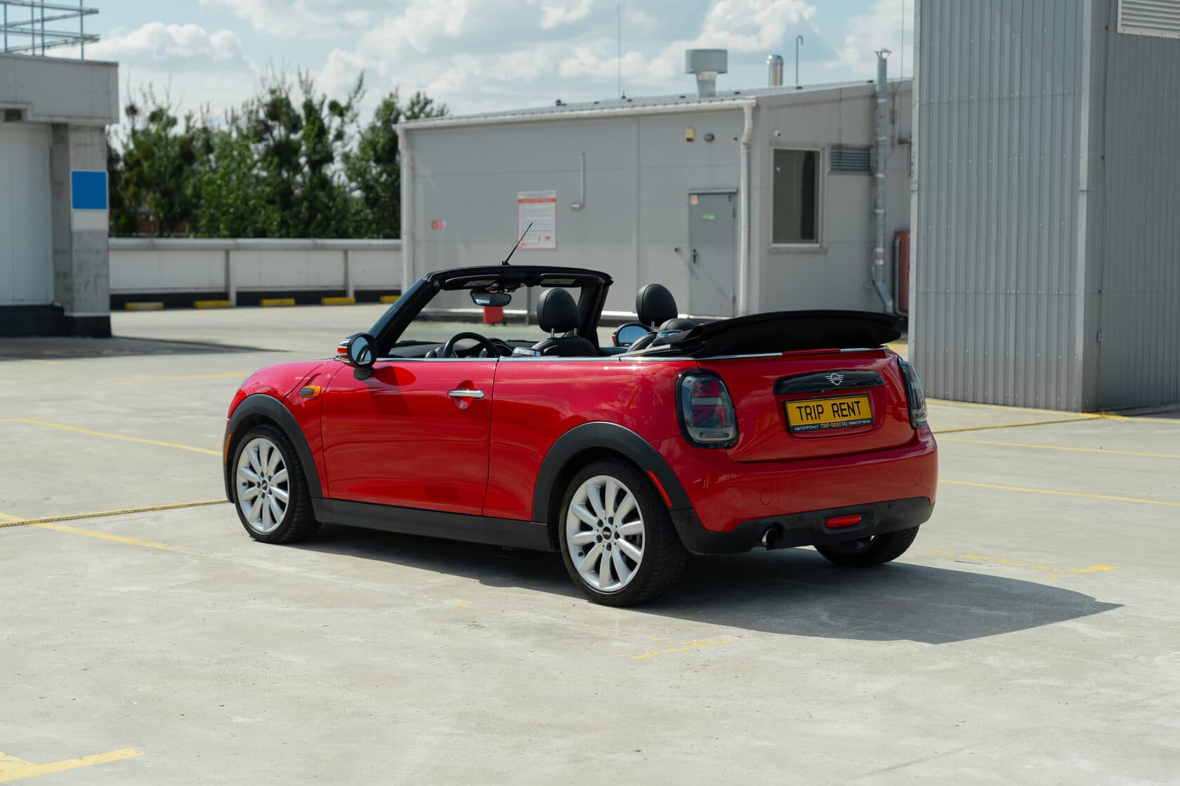 MINI Cooper Cabrio фото 7