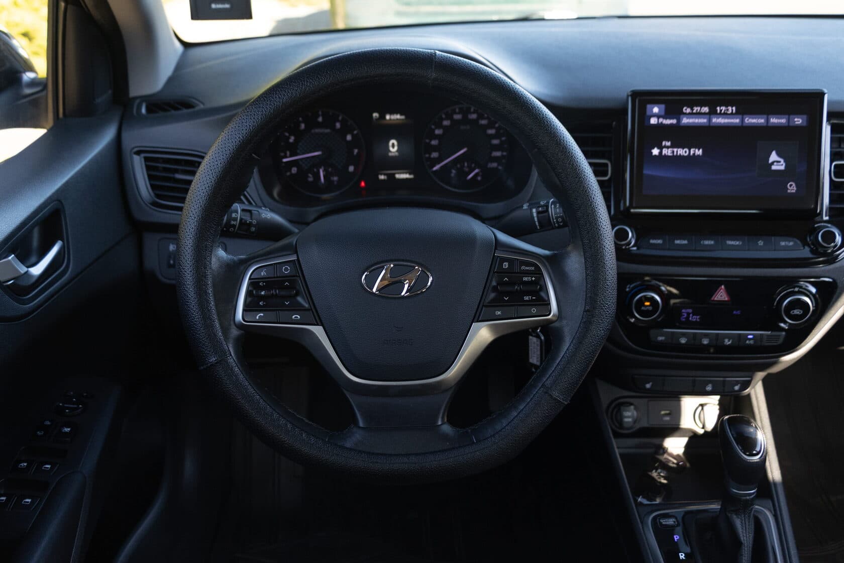 Hyundai Solaris фото 15