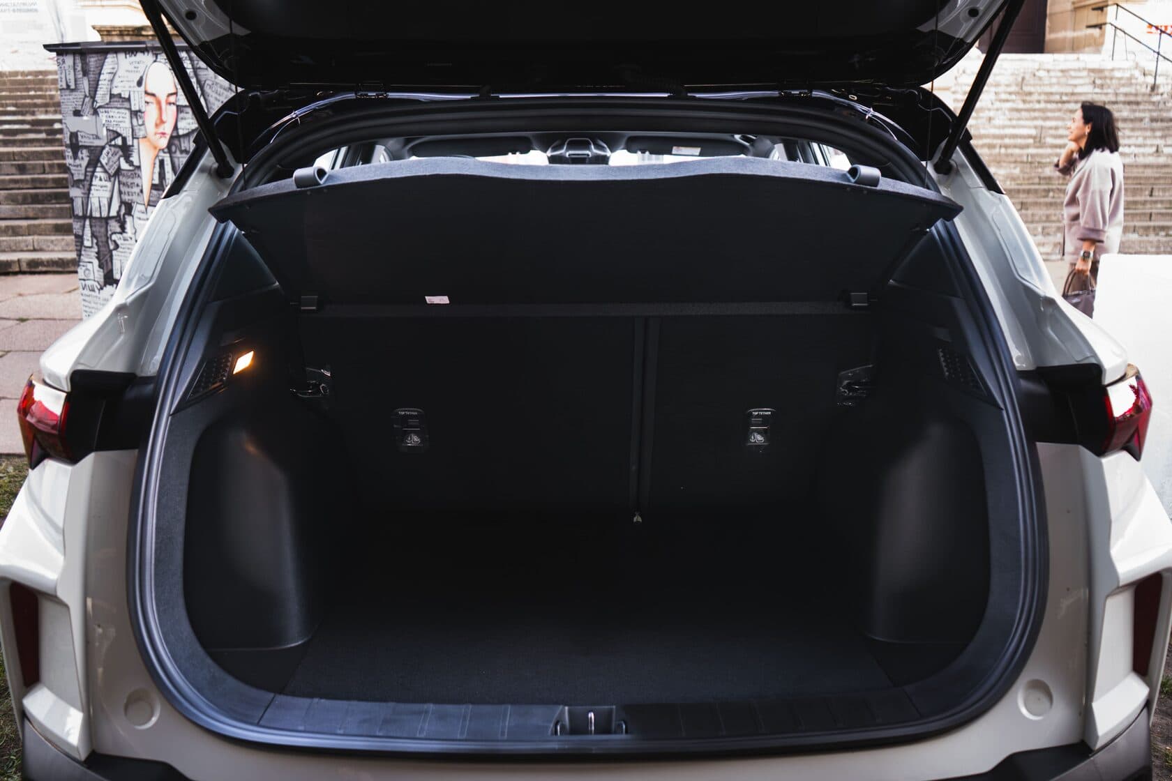 Geely Coolray фото 11