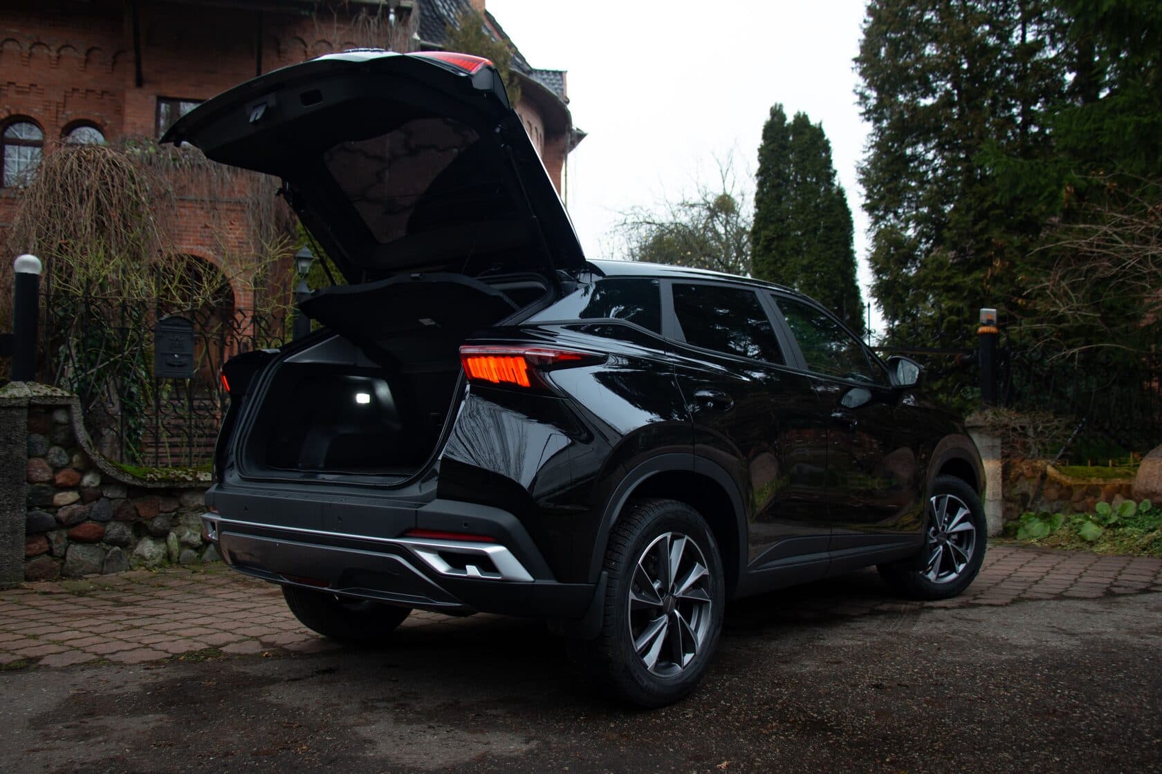 OMODA C5 фото 12