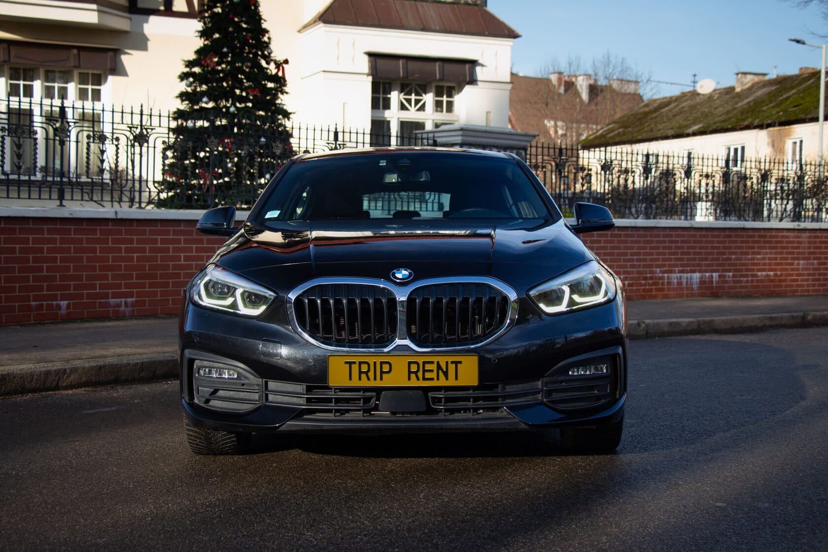 BMW 1 Series F40 фото 2