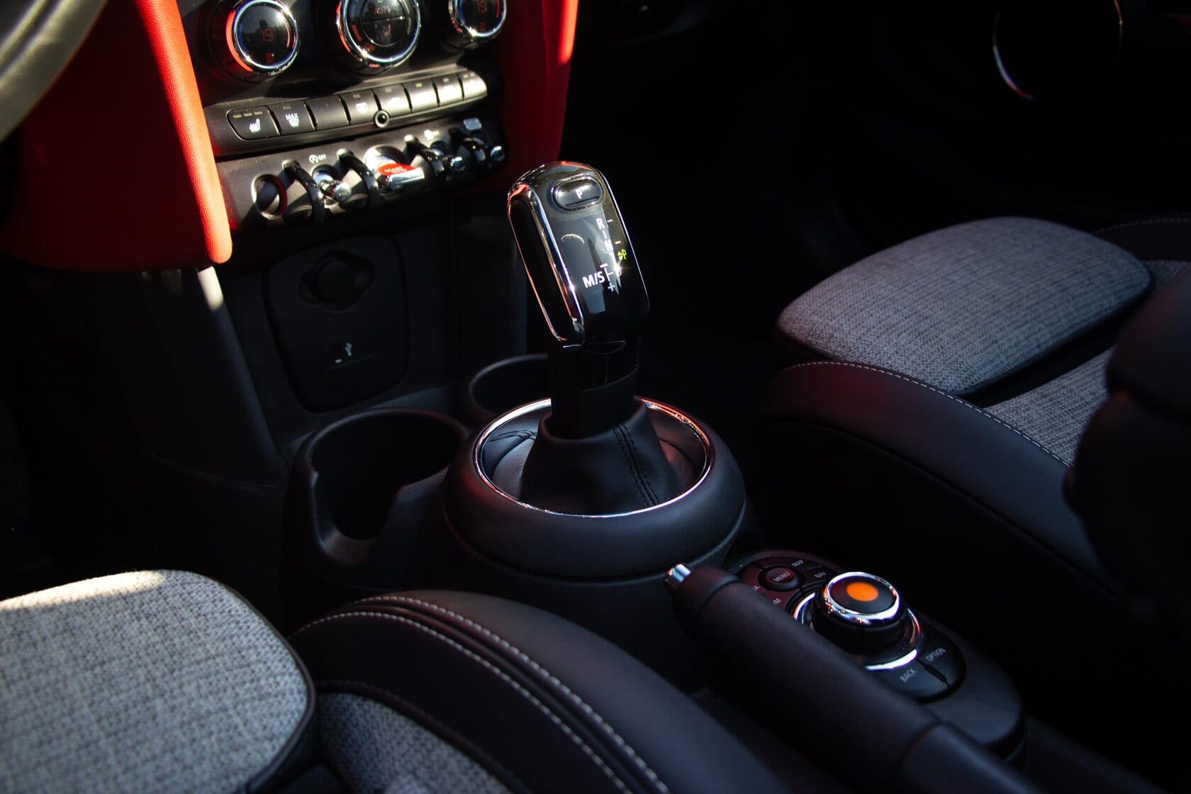 Mini Cooper Cabrio фото 11