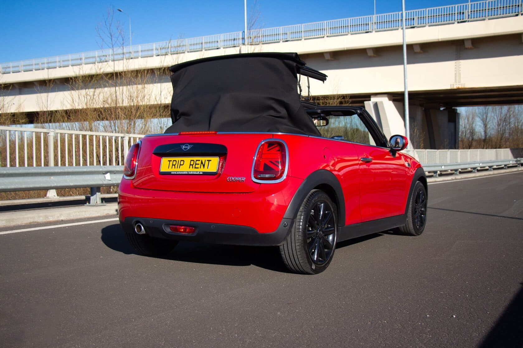 Mini Cooper Cabrio фото 5