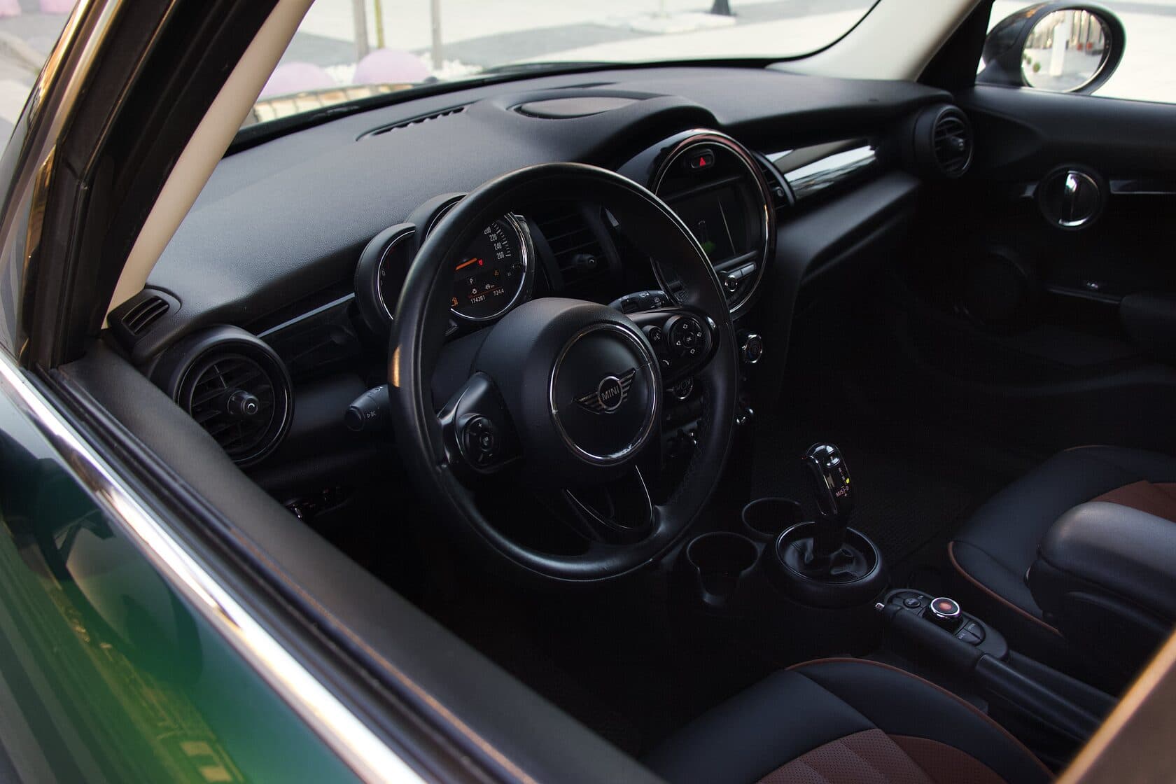 Mini Cooper One фото 14