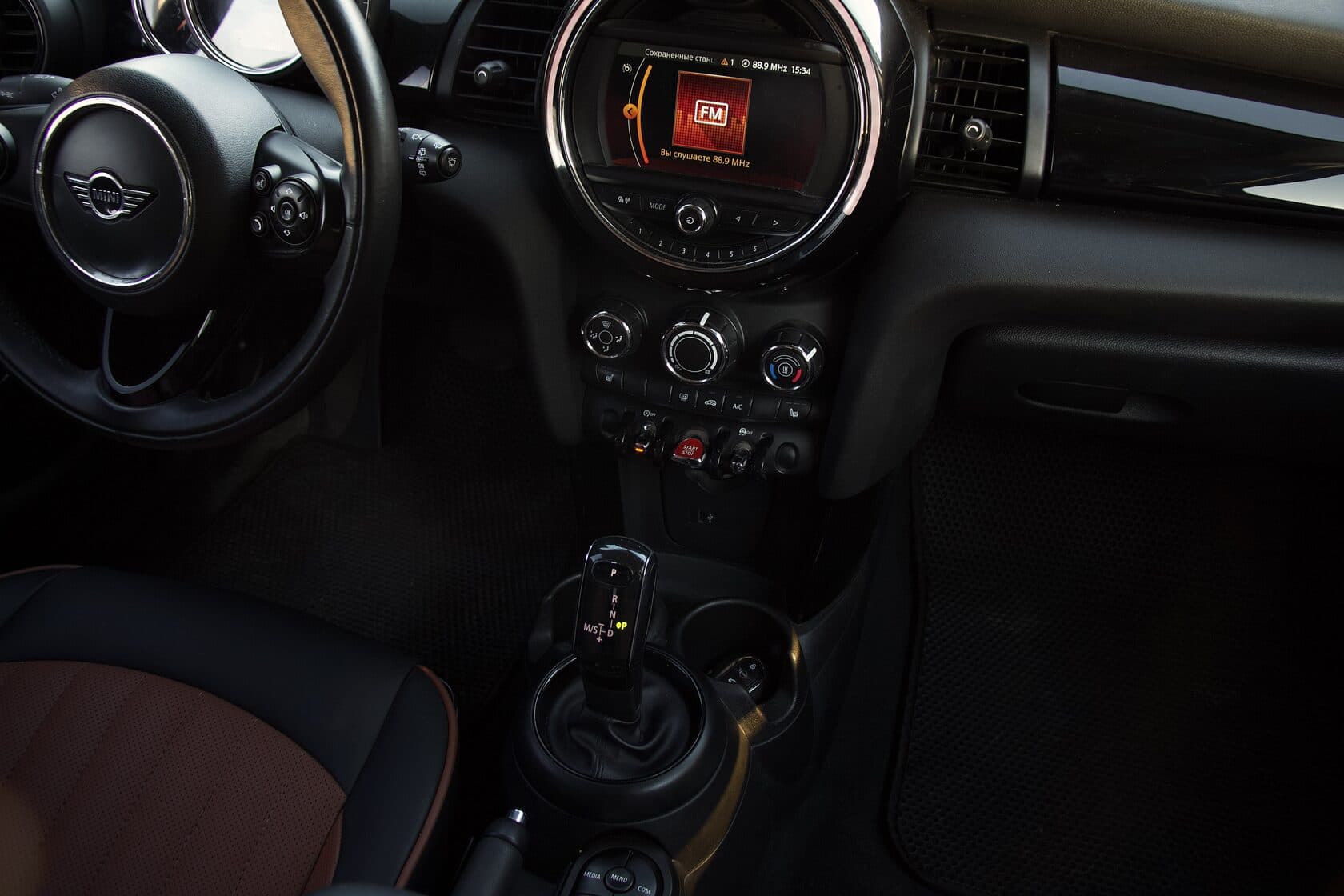 Mini Cooper One фото 17
