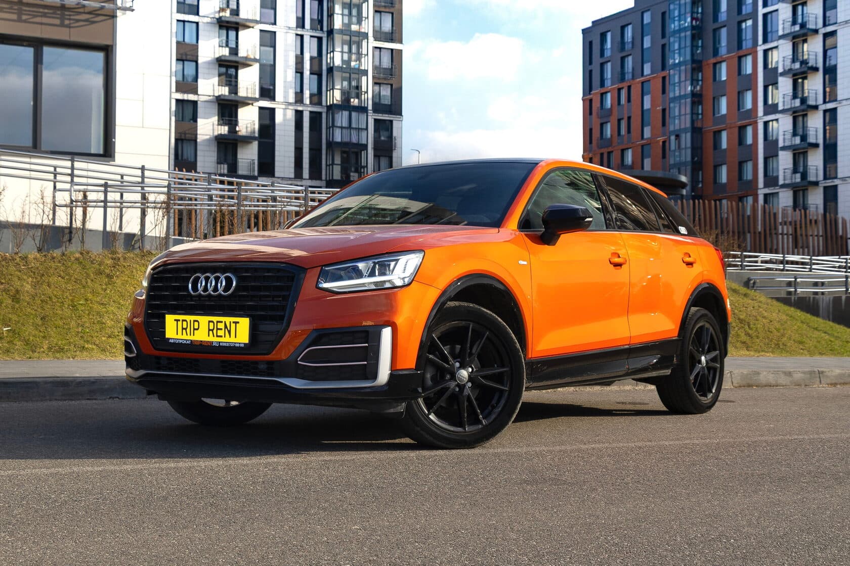 Audi Q2 LONG