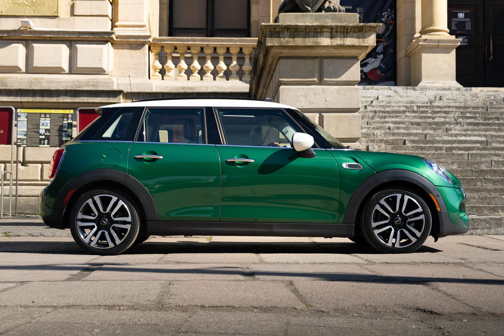 Mini Cooper фото 7