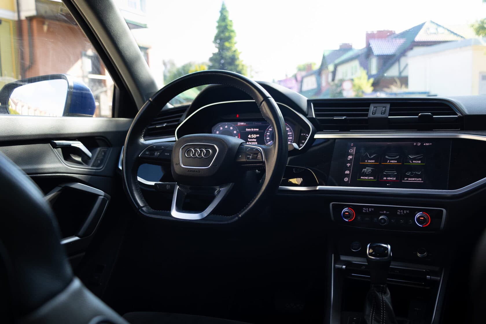 Audi Q3 фото 11