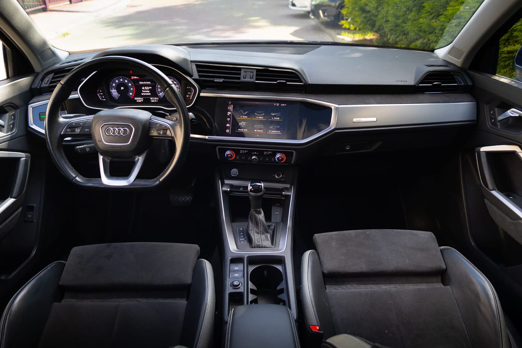 Audi Q3 фото 12