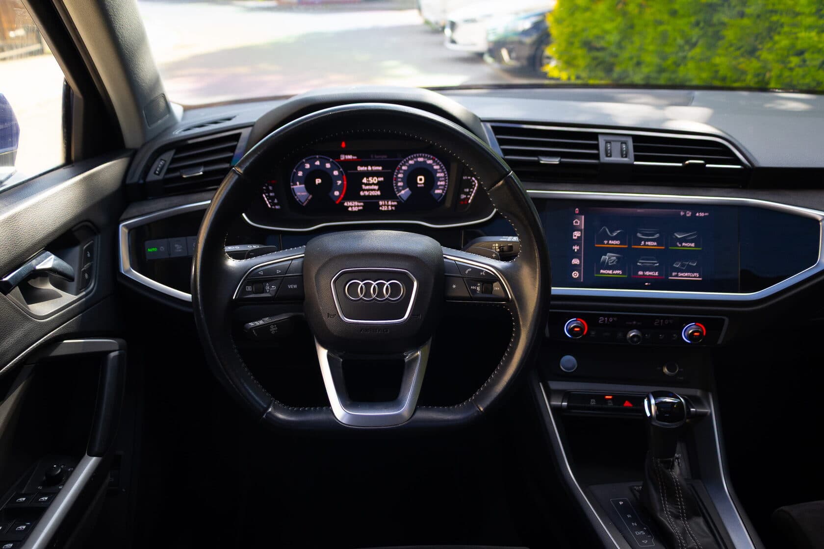Audi Q3 фото 13