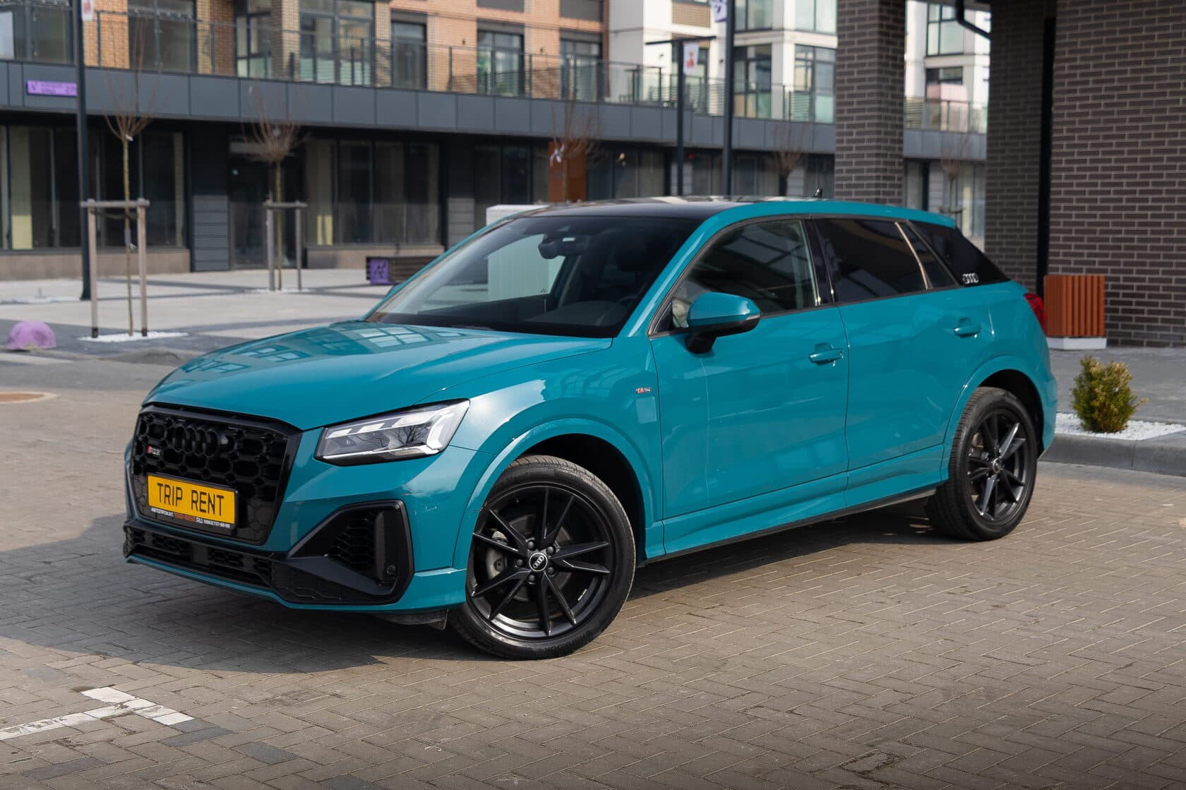 Audi Q2 LONG