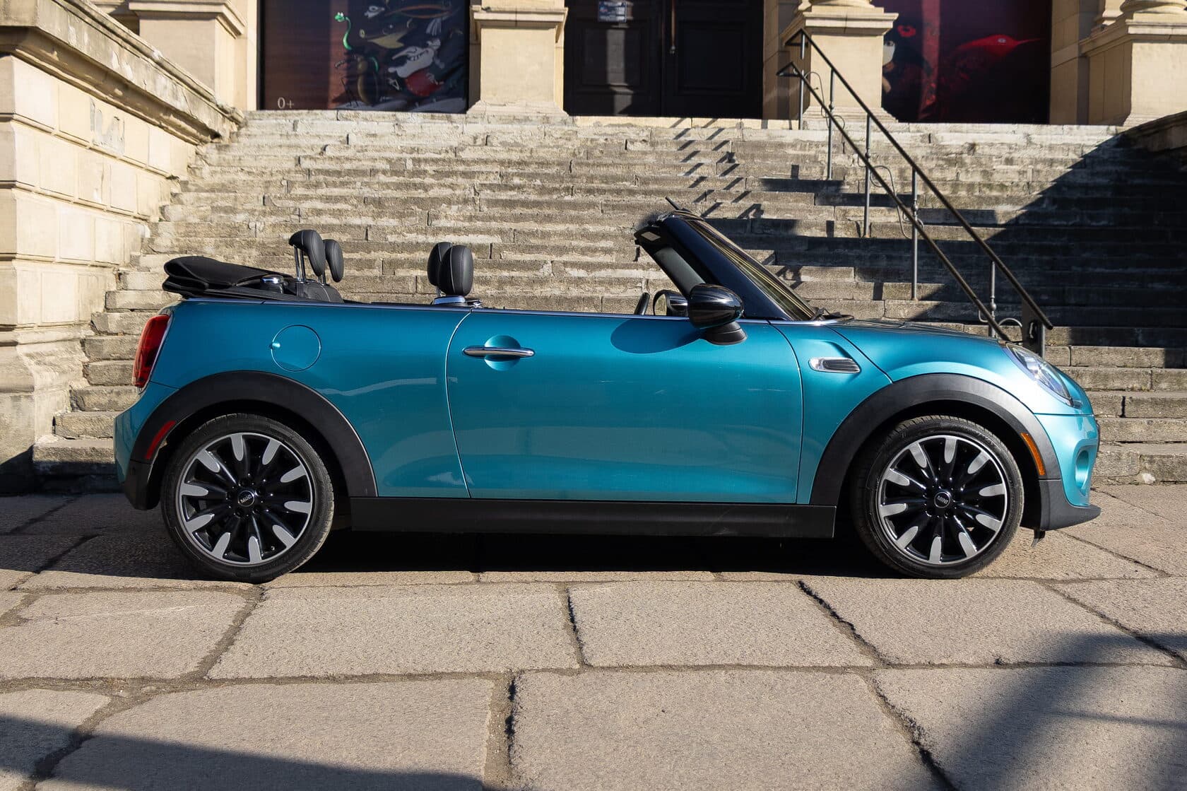 Mini Cooper Cabrio фото 6