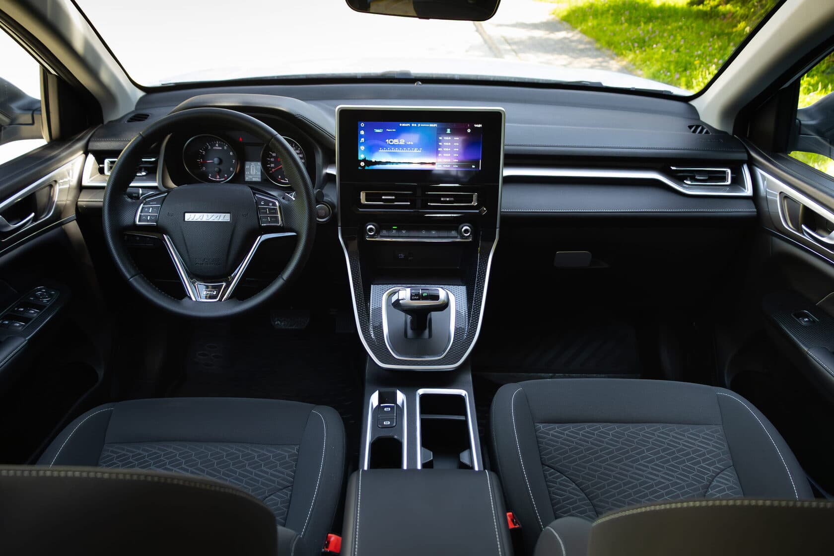 Haval M6 фото 7
