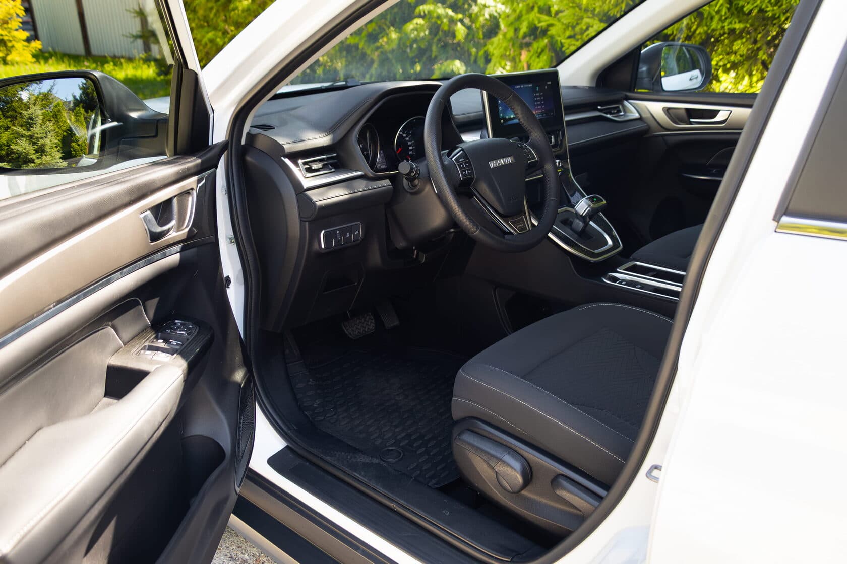 Haval M6 фото 8