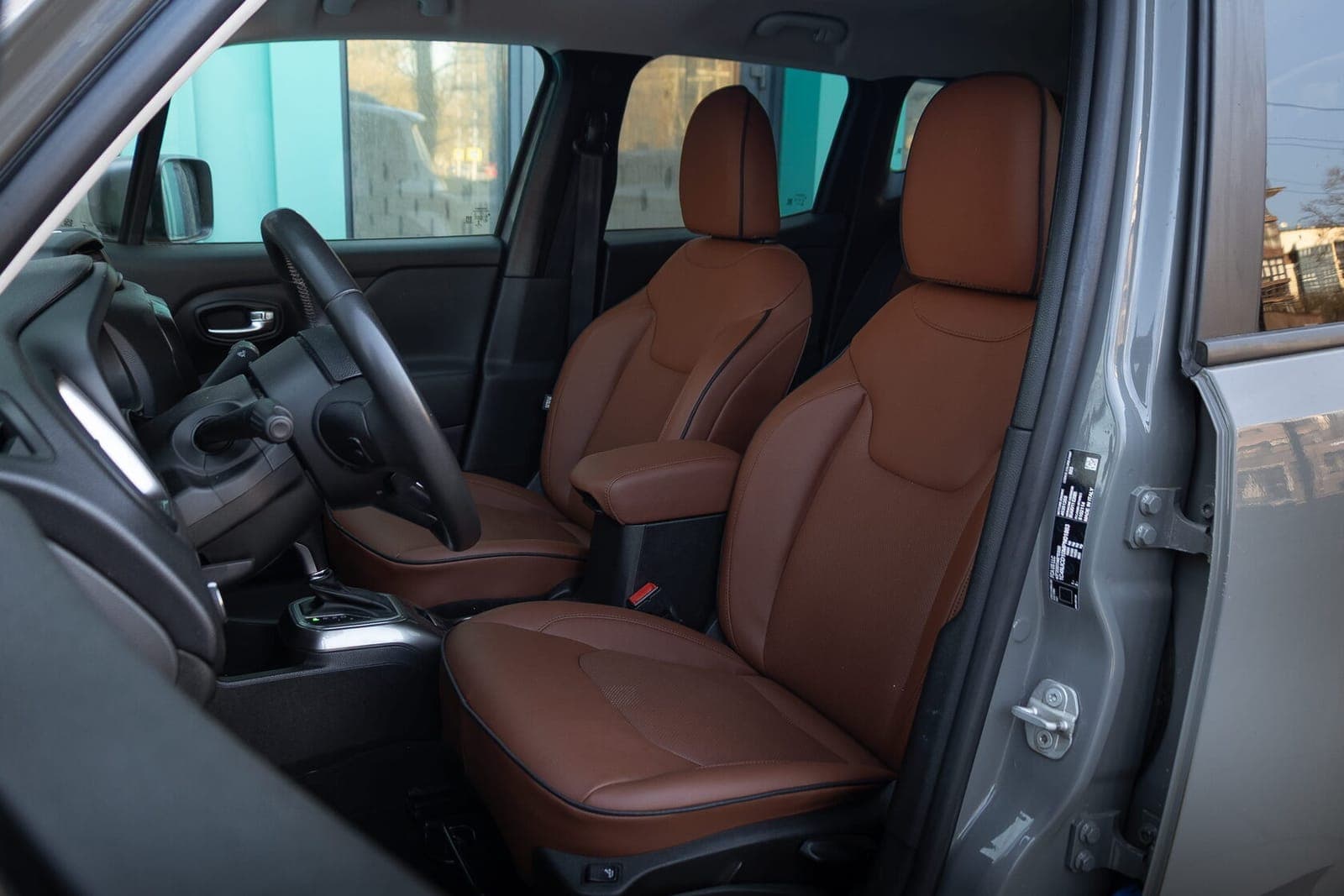Jeep Renegade фото 17