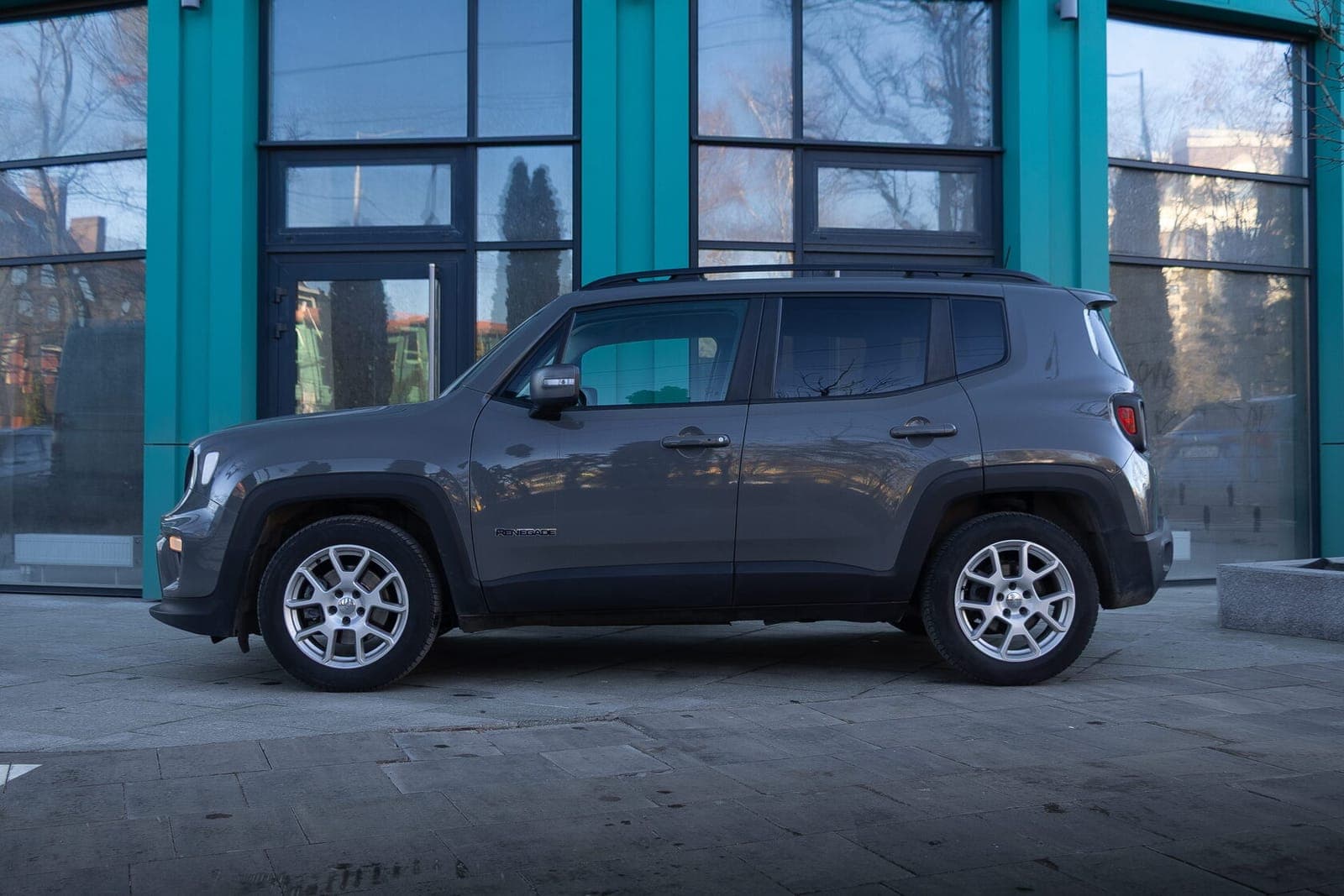 Jeep Renegade фото 7