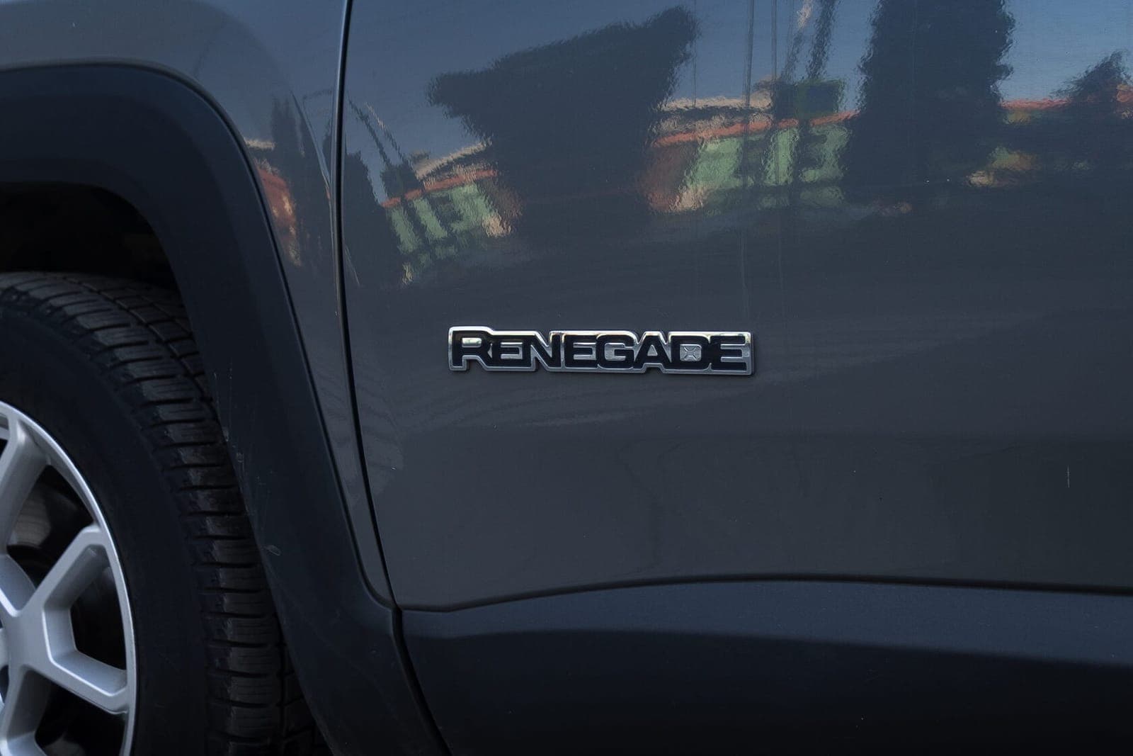 Jeep Renegade фото 8