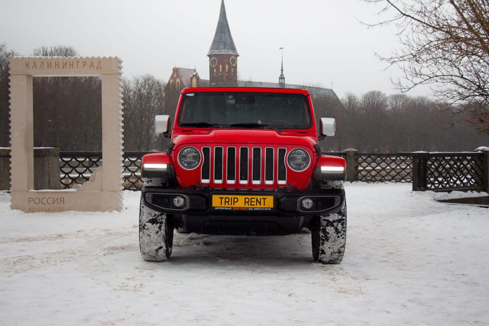 Jeep Wrangler Sahara фото 2