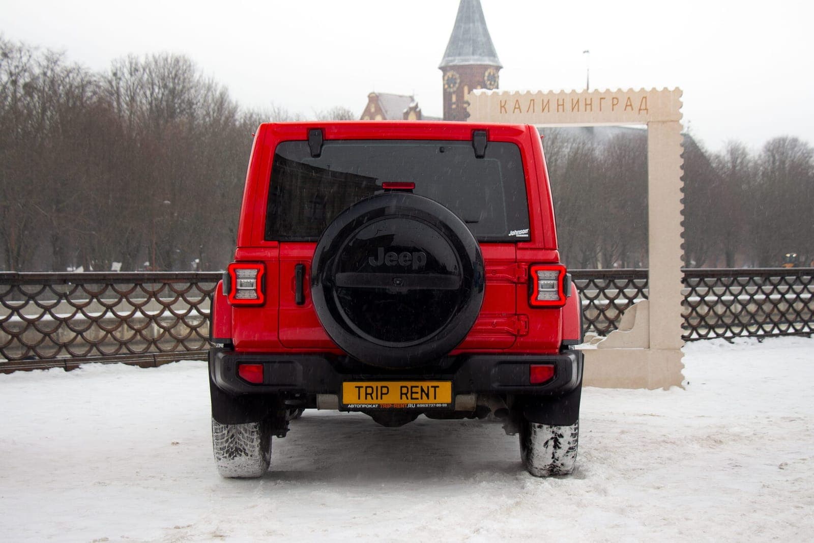 Jeep Wrangler Sahara фото 5