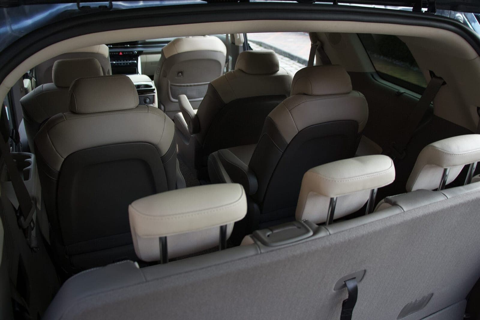 Kia Carnival фото 15