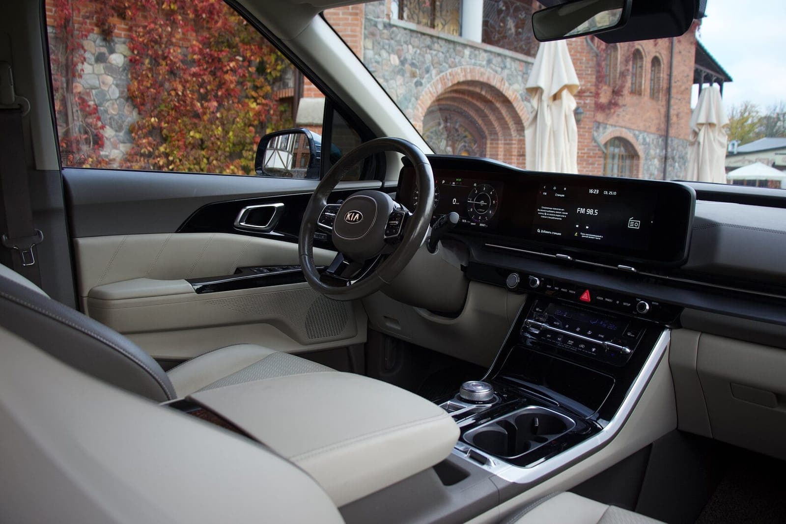 Kia Carnival фото 22