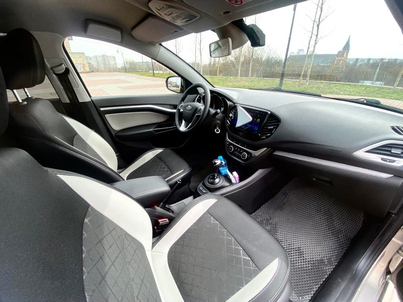 Lada Vesta Cross фото 4