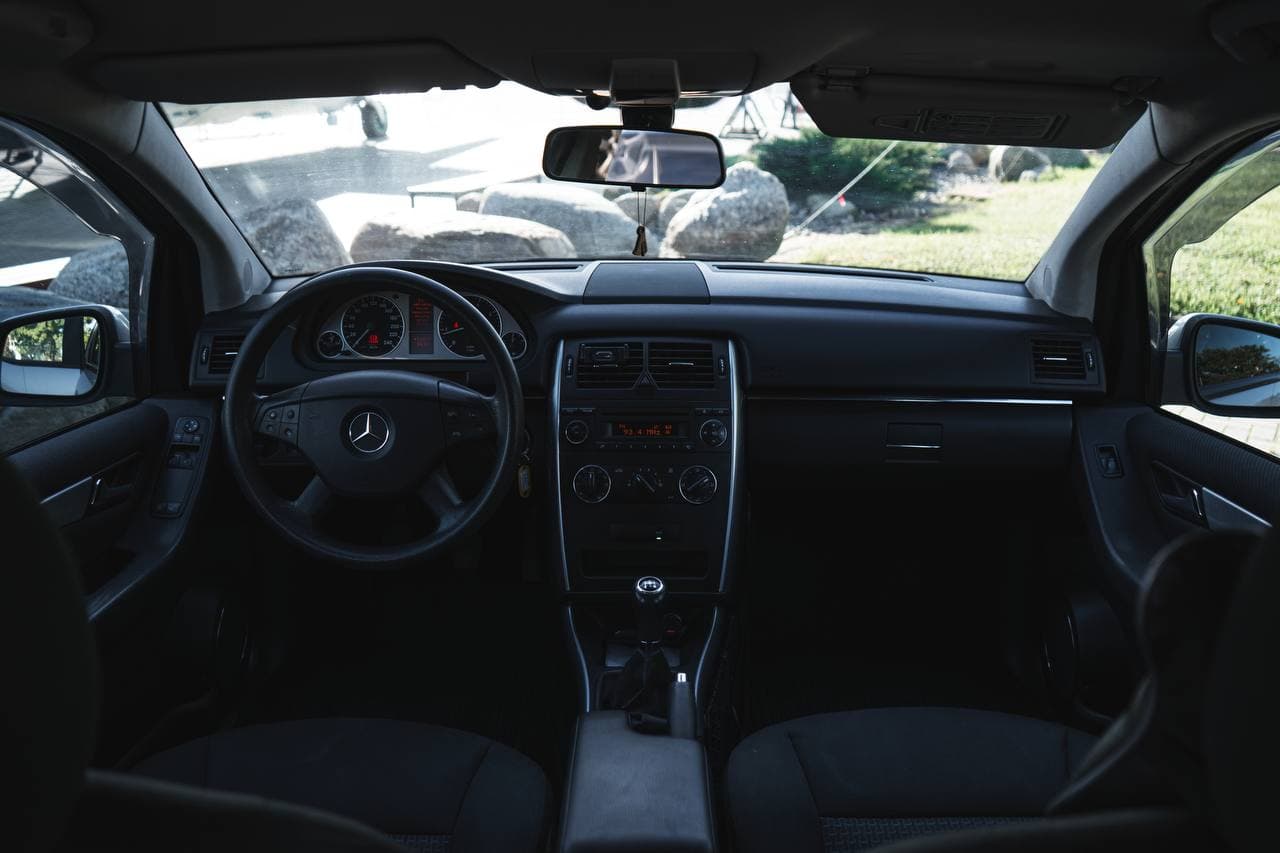 Mercedes-Benz B-Class фото 9