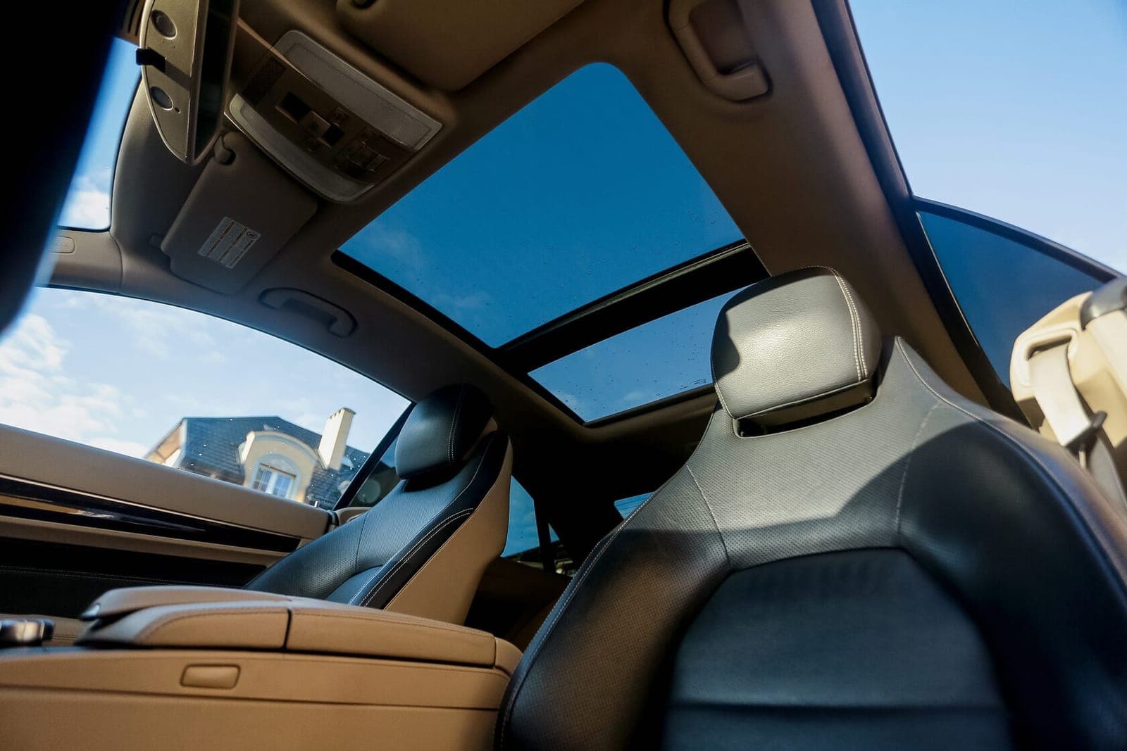 Mercedes-Benz E-Class фото 15