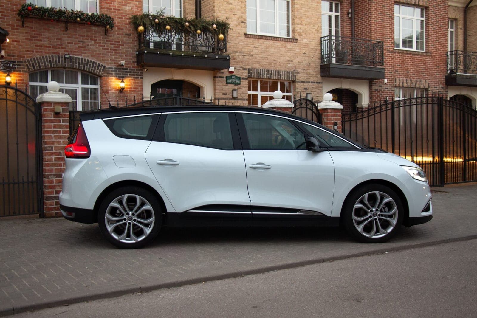 Renault Scenic фото 5