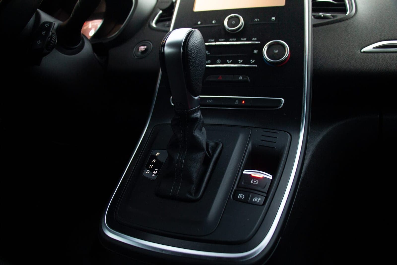 Renault Scenic фото 8