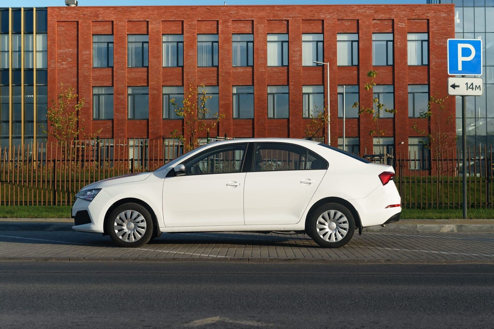 Skoda Rapid фото 3