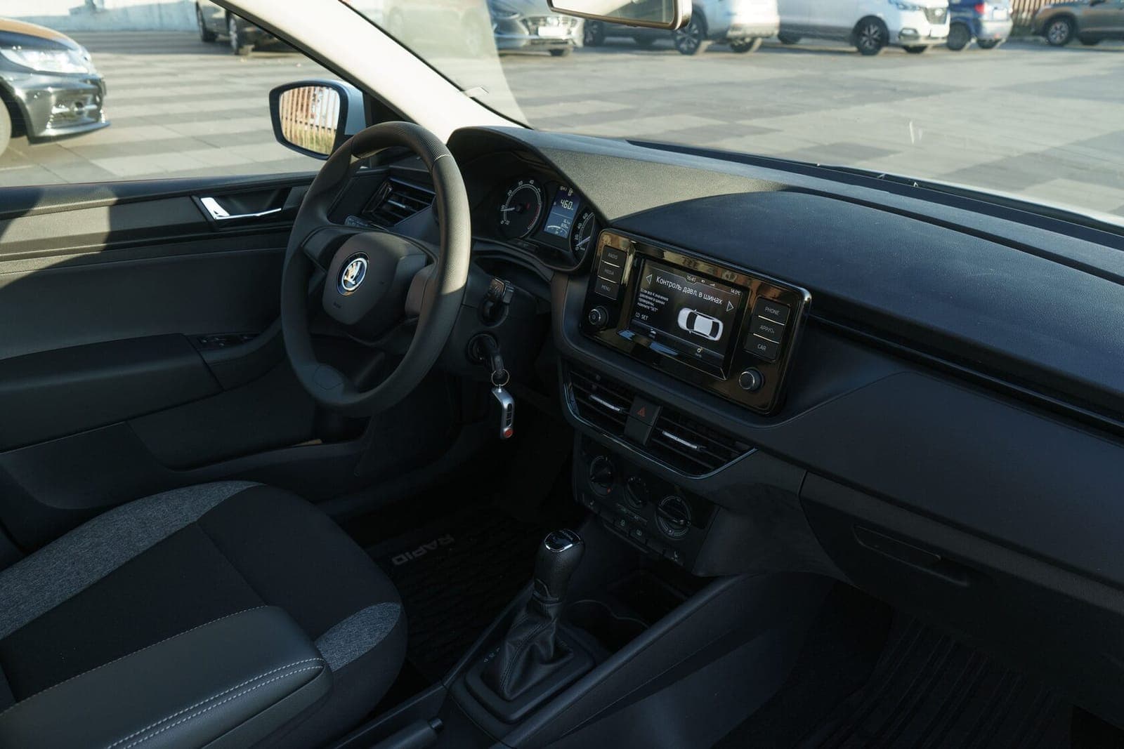 Skoda Rapid фото 6