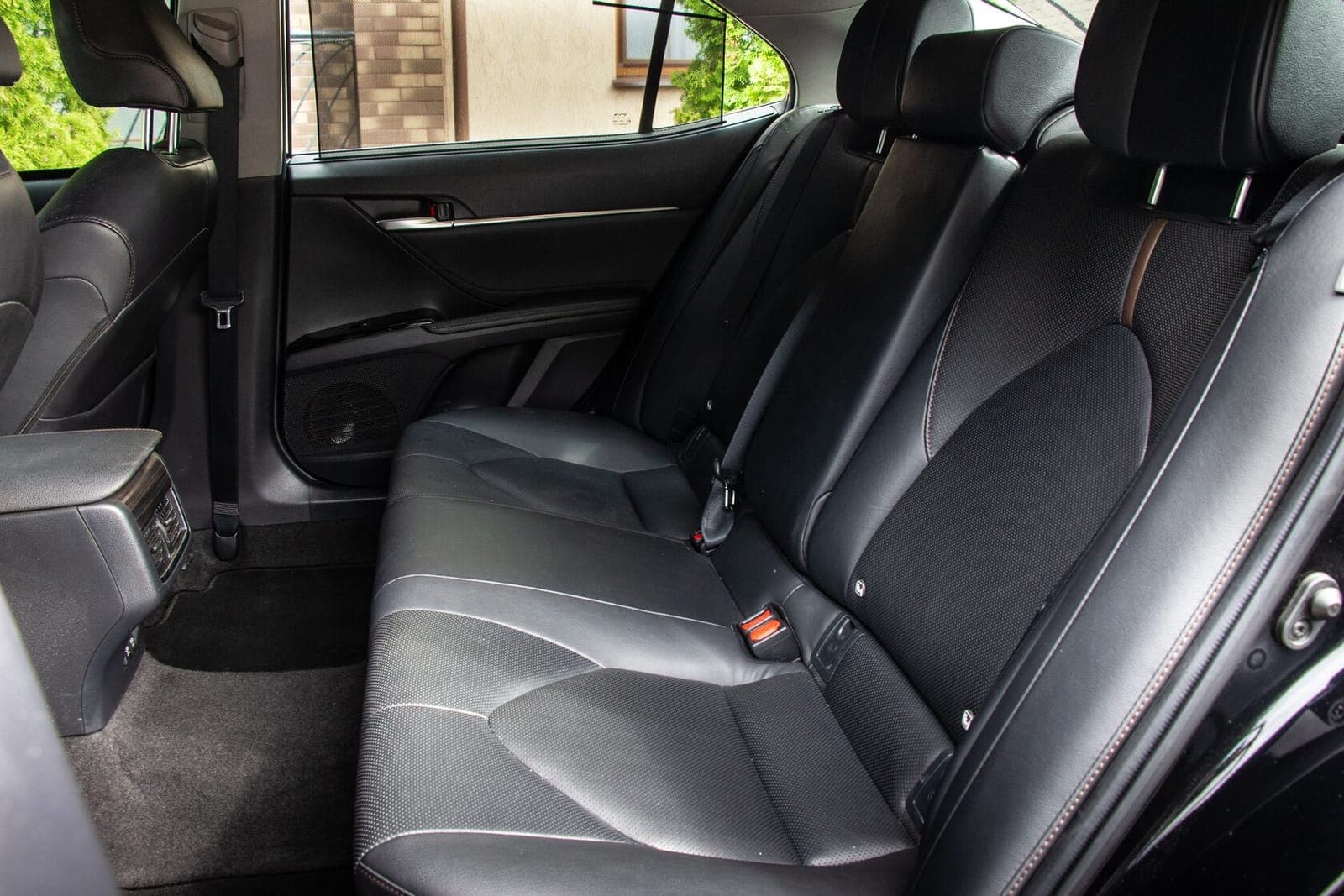 Toyota Camry фото 10