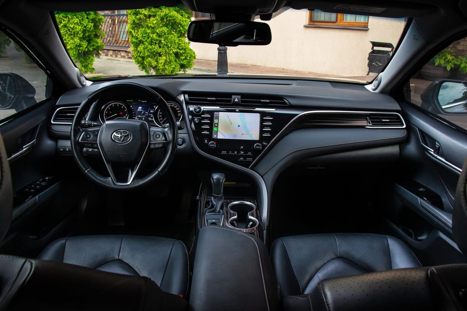 Toyota Camry фото 15